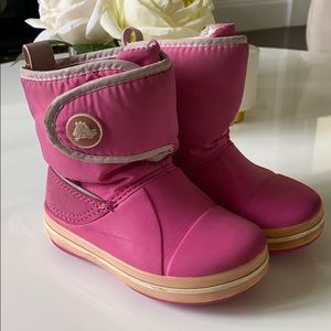 Crocs Pink Water resistant boots